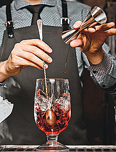 Cocktails with Strong Alcohol. Fiery Drinks for True Connoisseurs